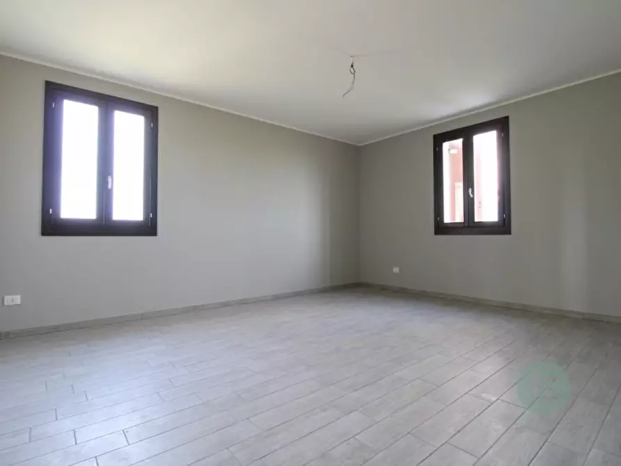 Immagine 8 di Villetta a schiera in vendita  in VIA LOLLIA a San Felice Sul Panaro