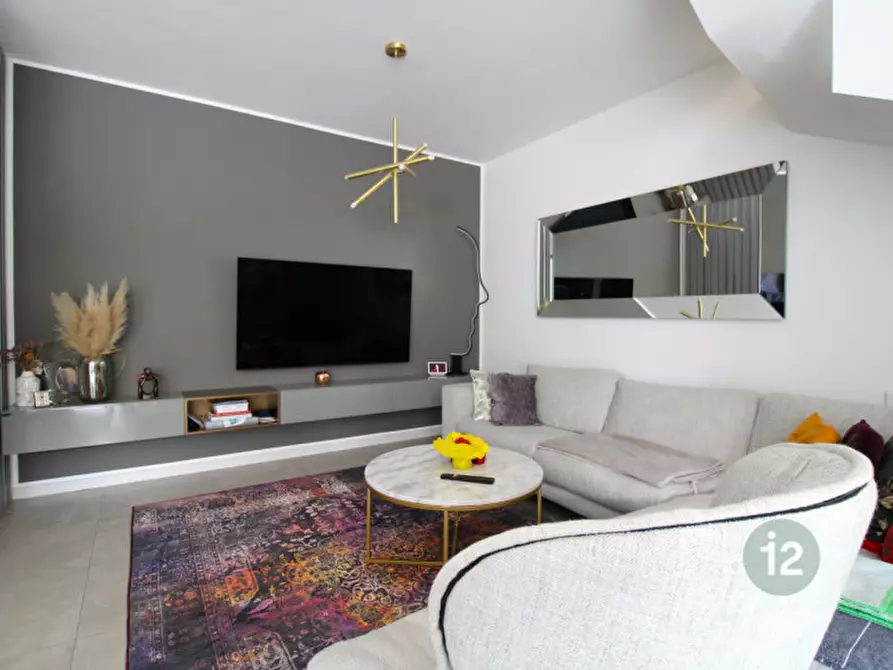 Immagine 9 di Casa bifamiliare in vendita  in Viale Giuseppe di Vittorio a San Prospero