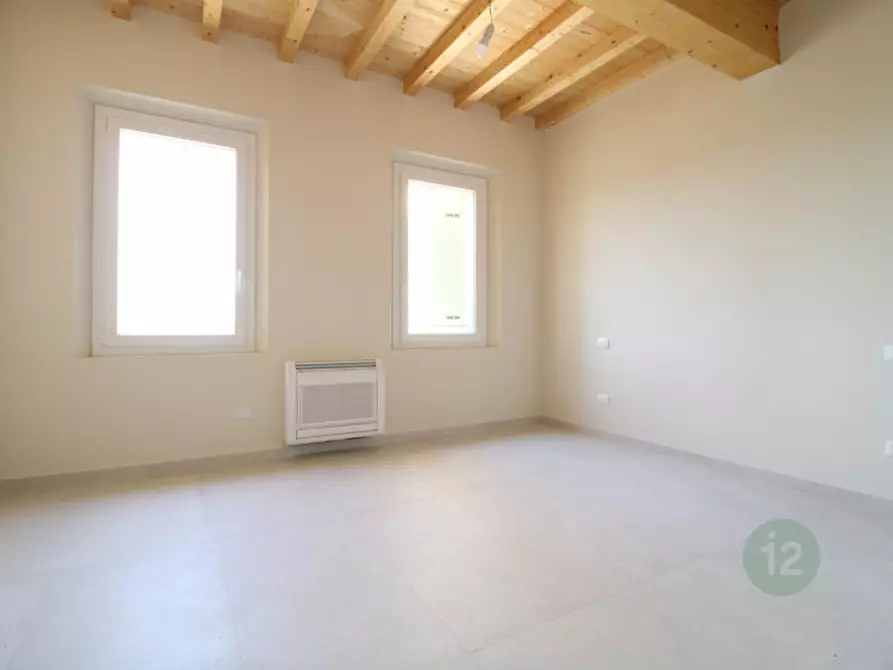 Immagine 14 di Villa in vendita  in Via Ernesto Papazzoni a Cavezzo