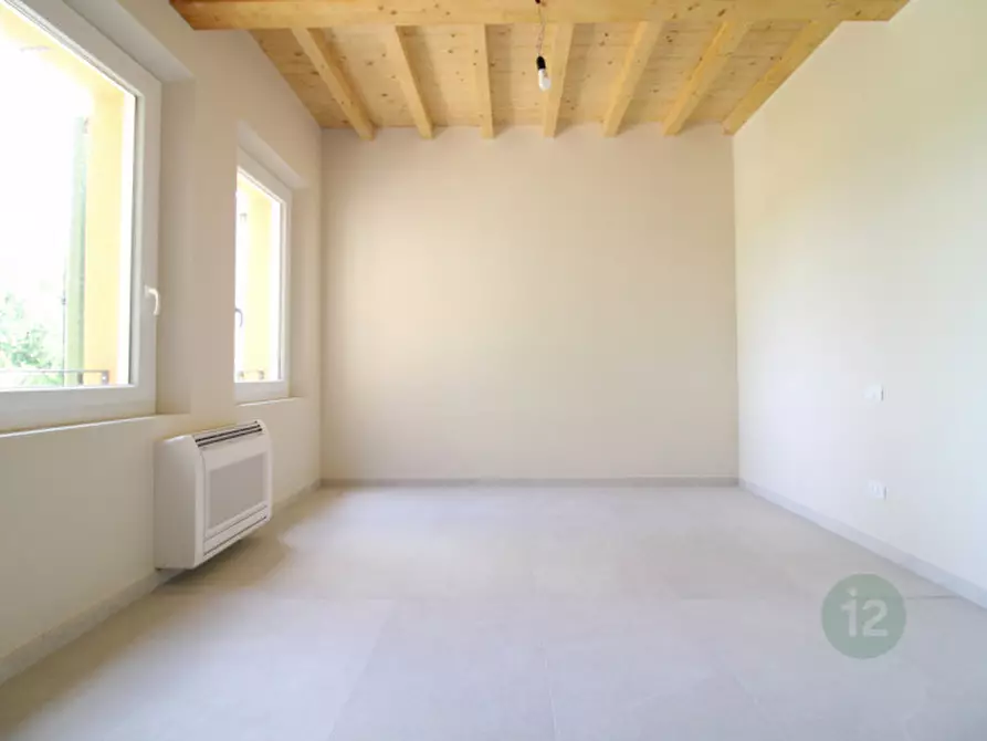 Immagine 17 di Villa in vendita  in Via Ernesto Papazzoni a Cavezzo