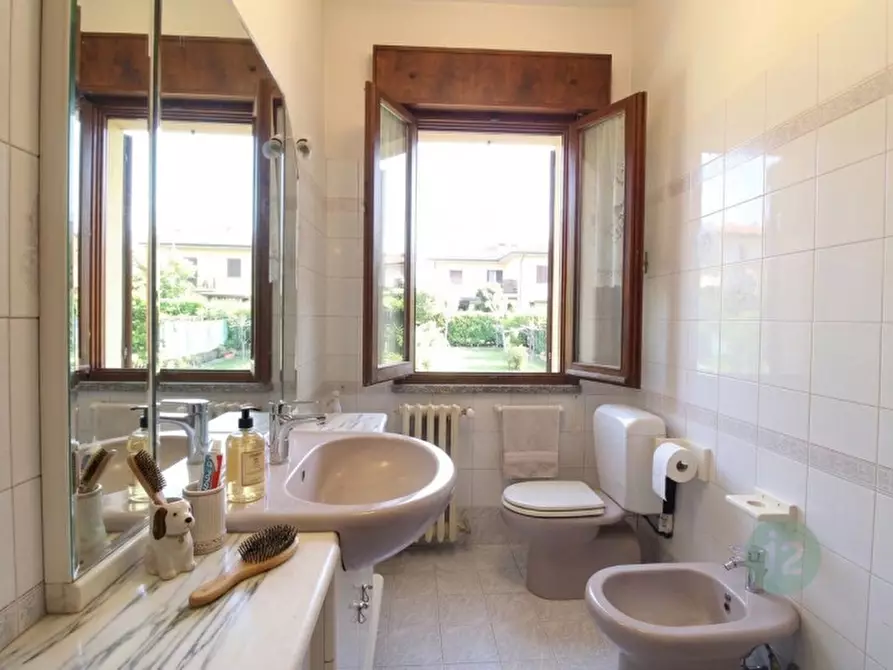 Immagine 4 di Casa indipendente in vendita  a Mirandola