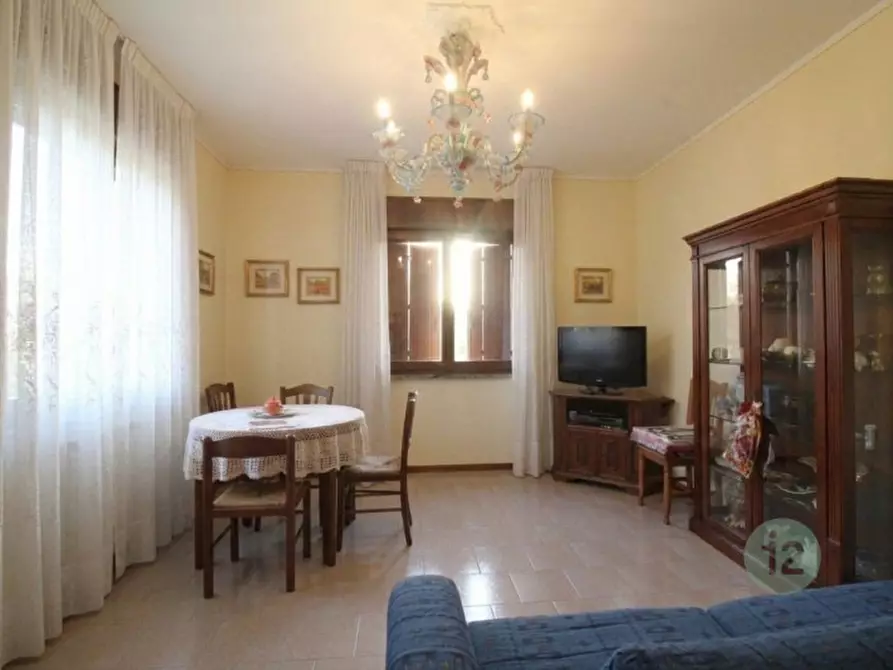 Immagine 13 di Casa indipendente in vendita  a Mirandola