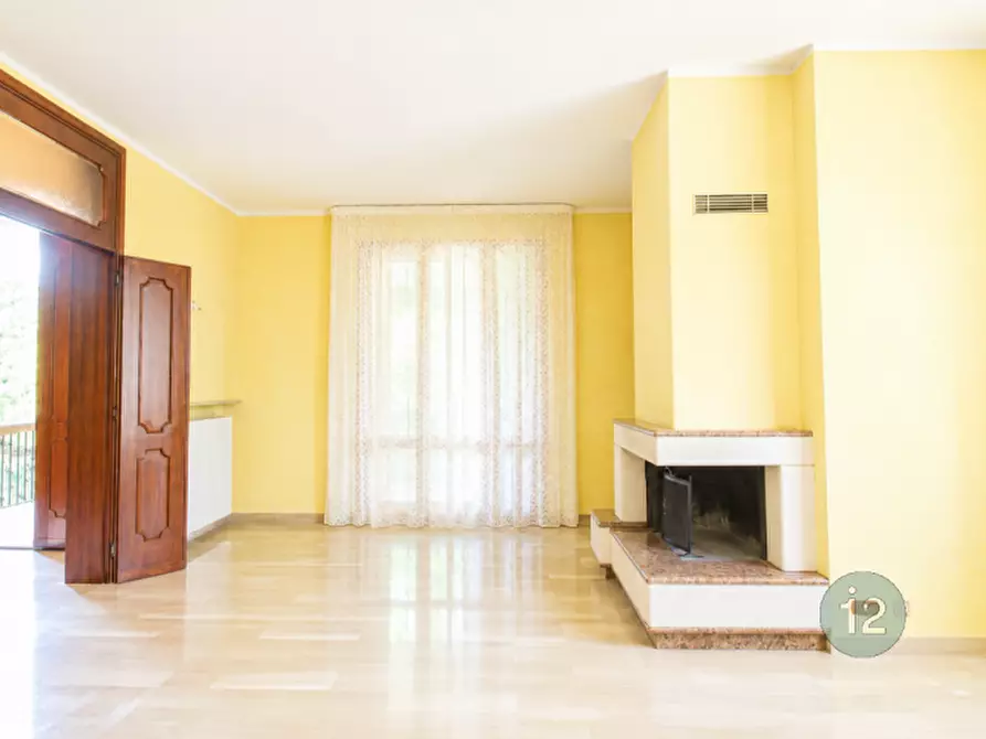 Immagine 5 di Casa bifamiliare in vendita  in Via San Martino Carano a Mirandola