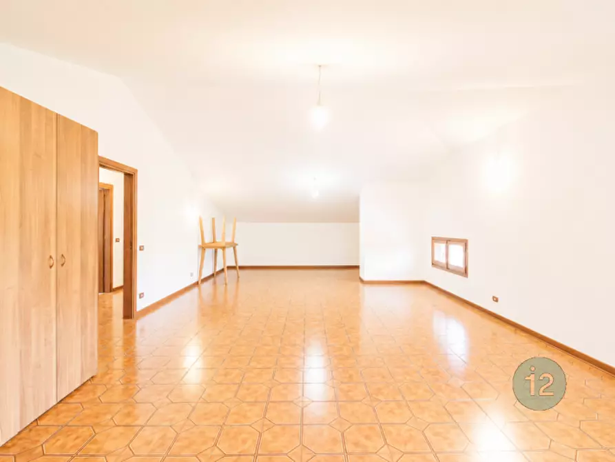 Immagine 11 di Casa bifamiliare in vendita  in Via San Martino Carano a Mirandola