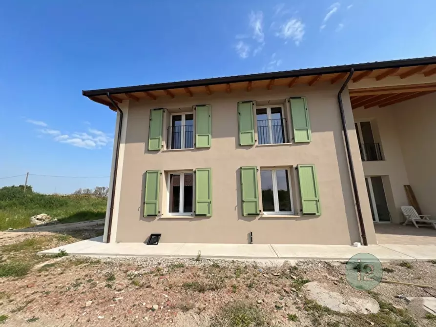 Immagine 3 di Villetta a schiera in vendita  in Via Benedetto Croce 358 a San Felice Sul Panaro
