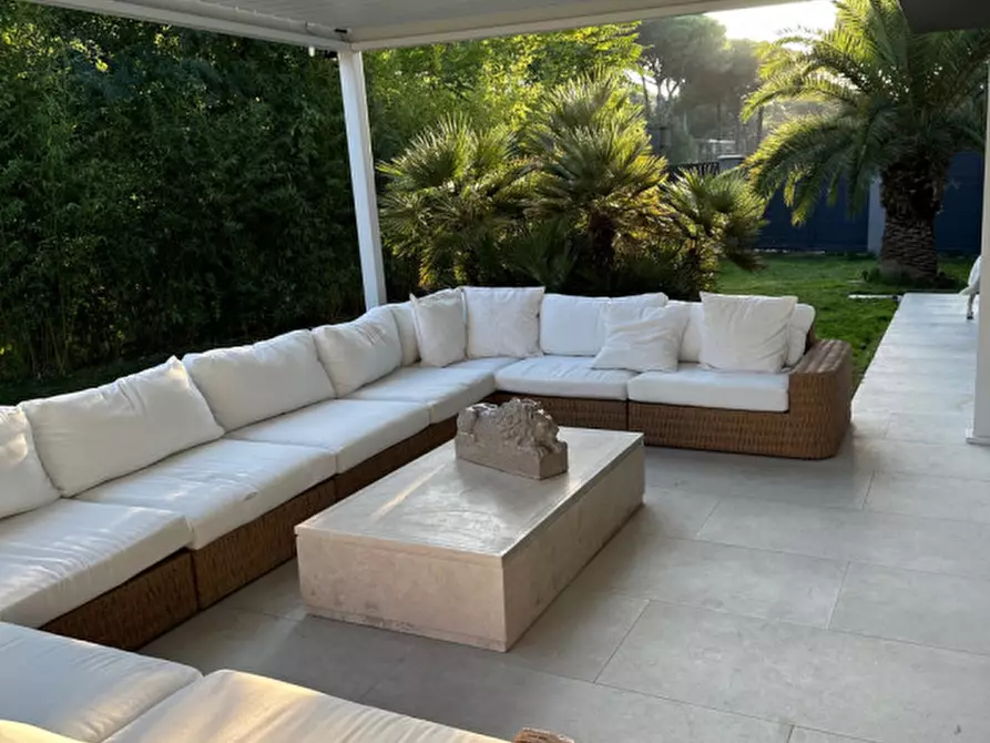 Immagine 2 di Villa in affitto  in Viale Milano 30 a Cervia