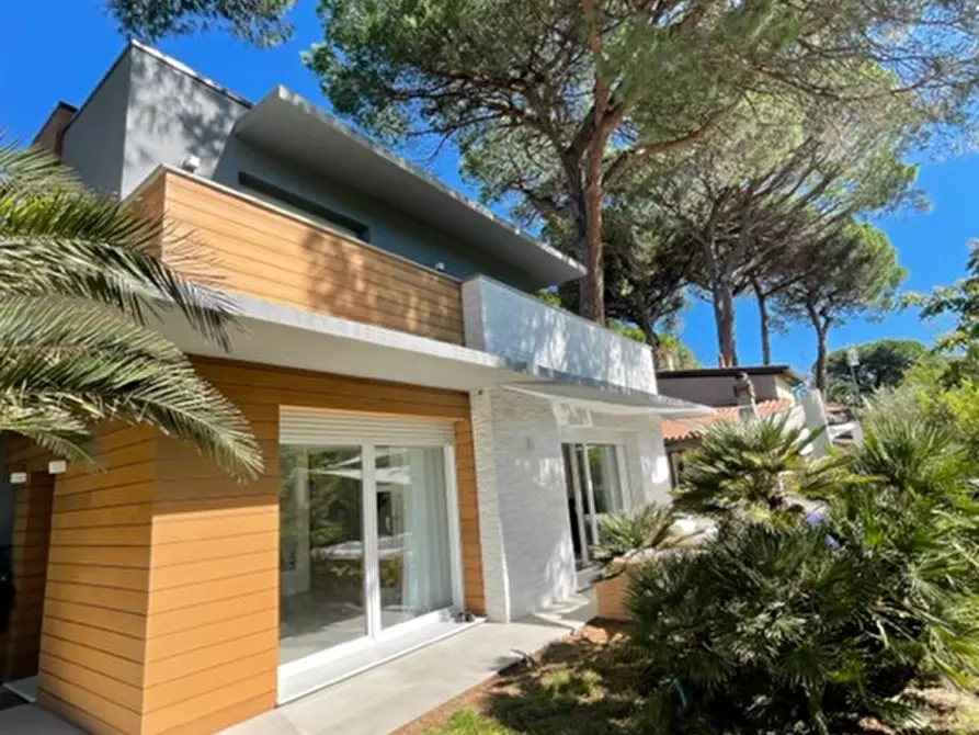 Immagine 14 di Villa in affitto  in Viale Milano 30 a Cervia