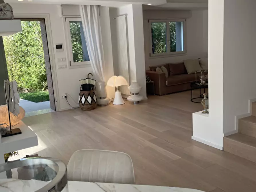 Immagine 30 di Villa in affitto  in Viale Milano 30 a Cervia