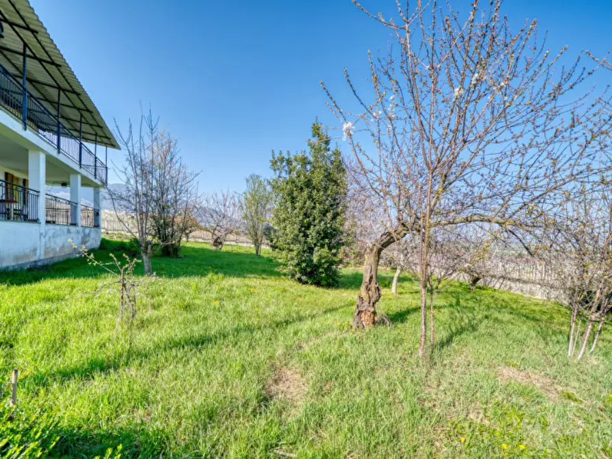 Immagine 13 di Casa indipendente in vendita  in Via Dagatti 4 a Envie