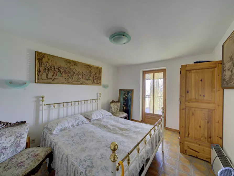 Immagine 19 di Casa indipendente in vendita  in Via Dagatti 4 a Envie