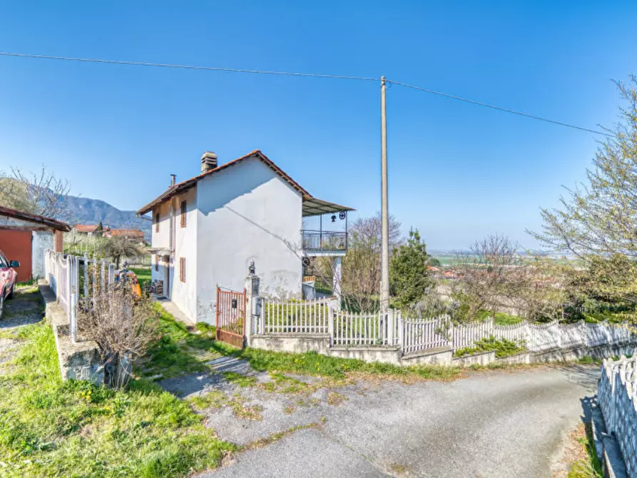 Immagine 27 di Casa indipendente in vendita  in Via Dagatti 4 a Envie