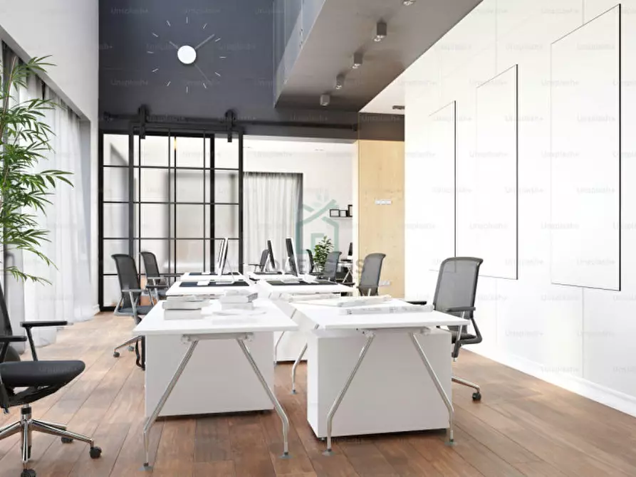 Immagine 4 di Capannone industriale in affitto  in Via Tolomeo a Verona