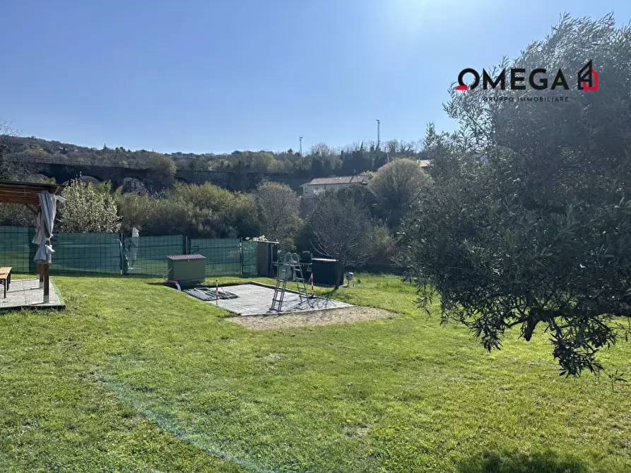 Immagine 3 di Terreno in vendita  in via Zarotti a Trieste