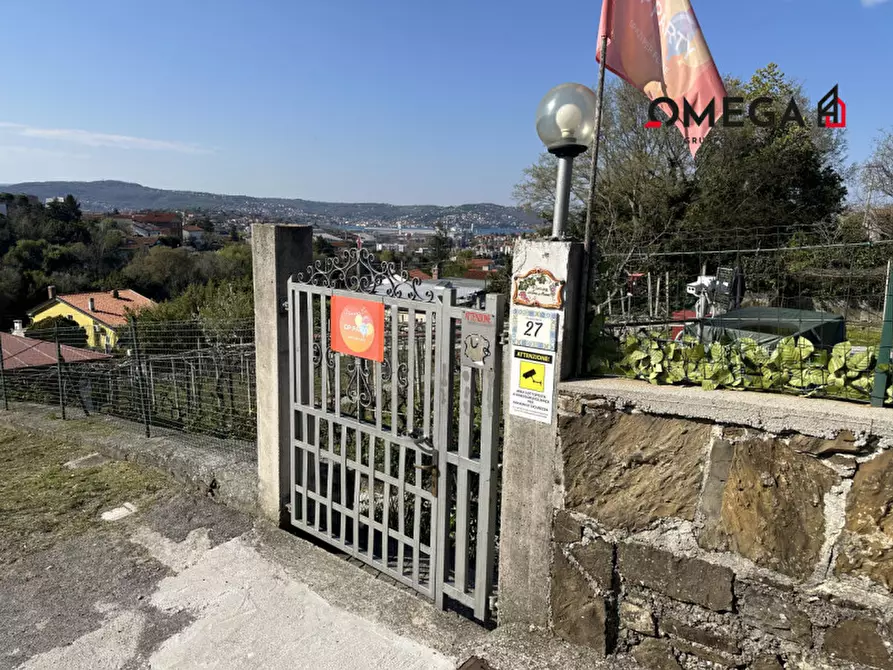 Immagine 26 di Terreno in vendita  in via Zarotti a Trieste
