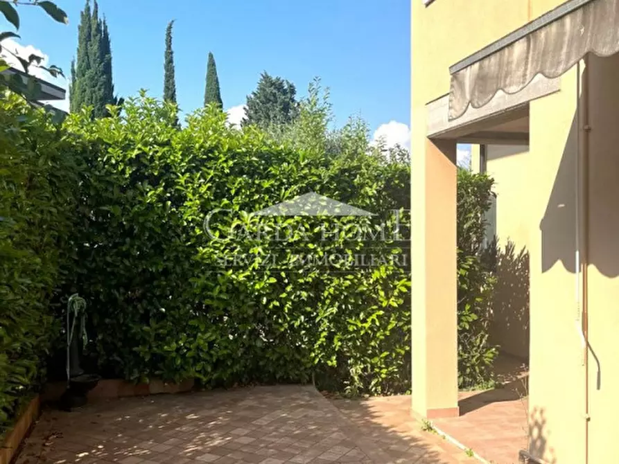 Immagine 2 di Appartamento in vendita  in Via Daniele Comboni a Desenzano Del Garda