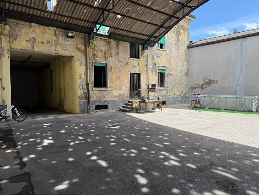 Immagine 6 di Palazzo in vendita  in Via Gian Pietro Clerici 32 a Gerenzano