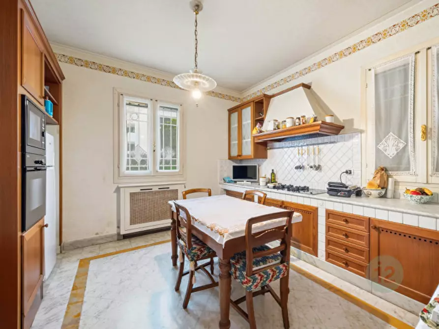 Immagine 9 di Villa in vendita  in Via Anna Frank a Carpi