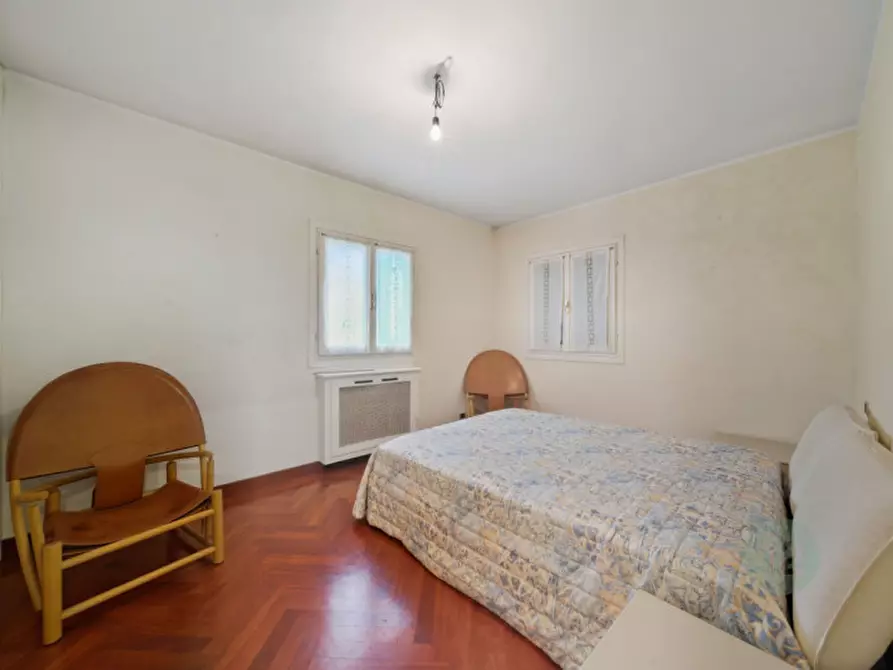 Immagine 12 di Villa in vendita  in Via Anna Frank a Carpi