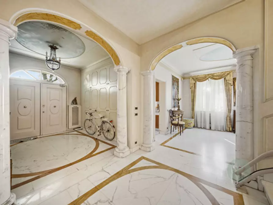 Immagine 18 di Villa in vendita  in Via Anna Frank a Carpi