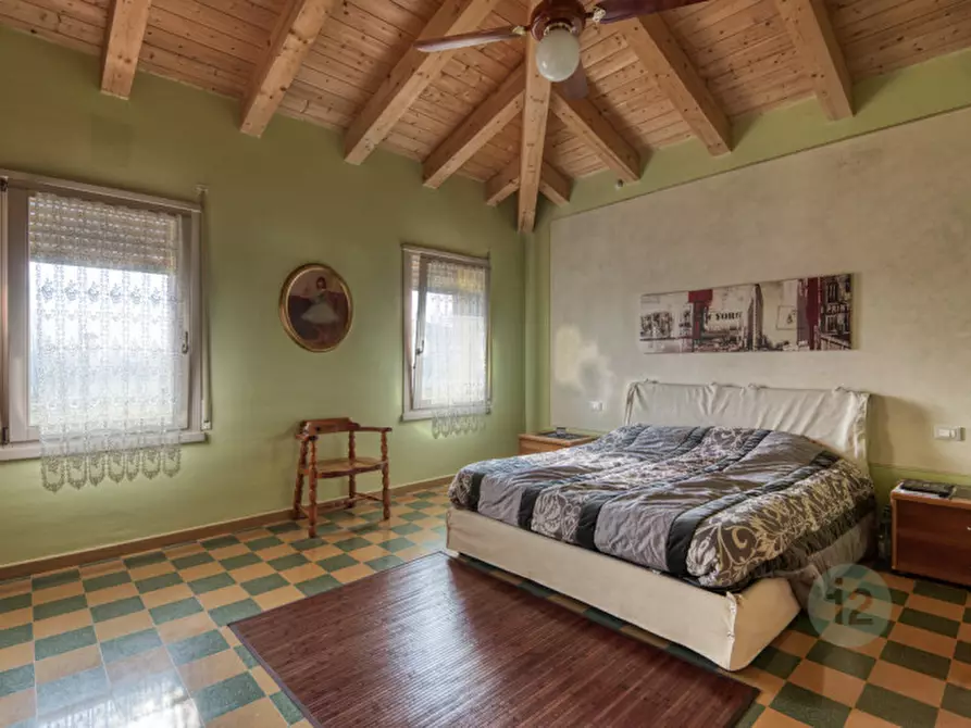 Immagine 10 di Villa in vendita  in Via Franklin Delano Roosevelt 47 a Carpi