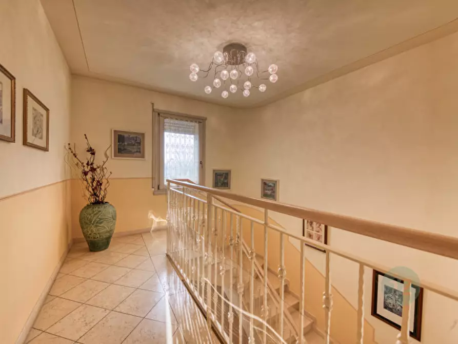 Immagine 15 di Villa in vendita  in Via Franklin Delano Roosevelt 47 a Carpi