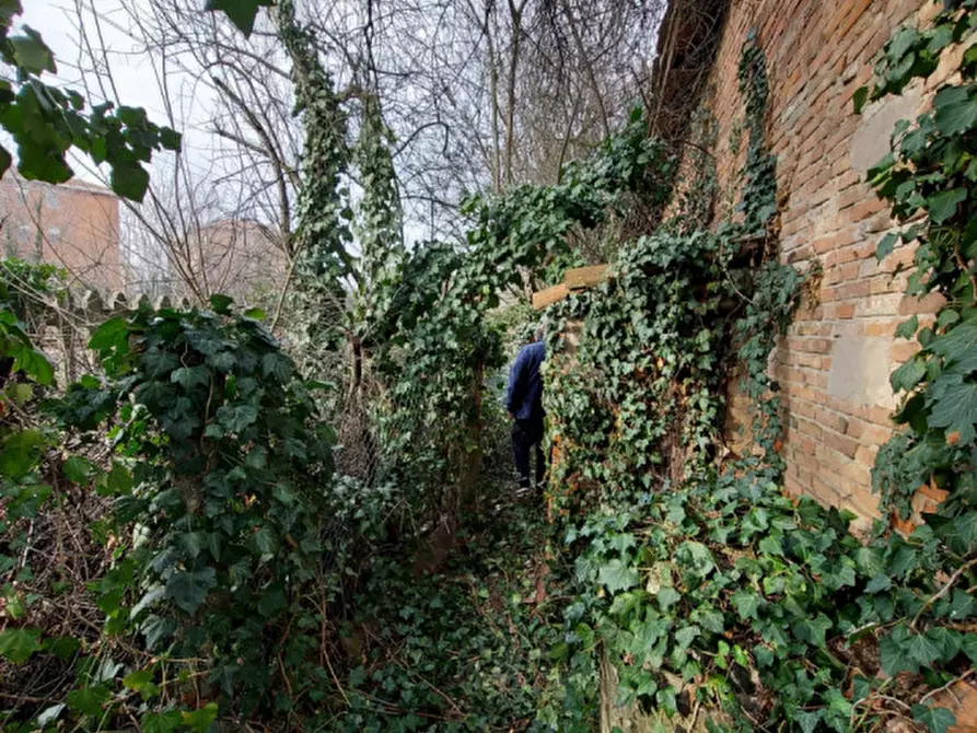 Immagine 4 di Terreno in vendita  in Via Franklin Delano Roosevelt a Carpi