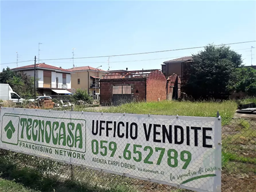 Immagine 1 di Terreno in vendita  in Via Franklin Delano Roosevelt a Carpi