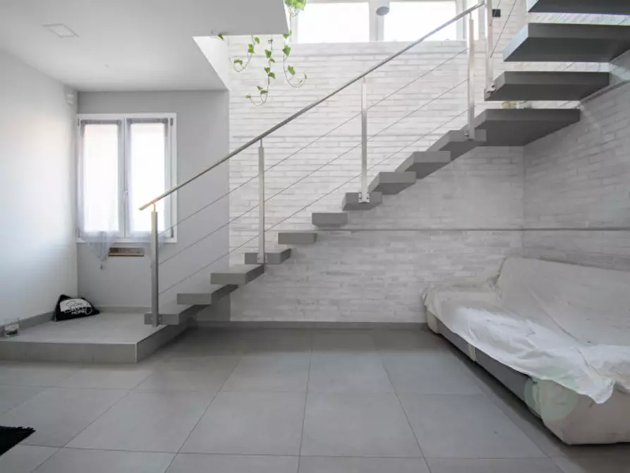 Immagine 9 di Villa in vendita  in Via Martiri di Fossoli a Carpi