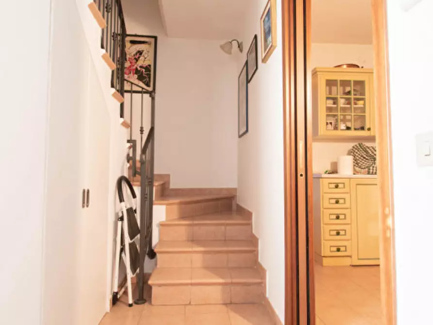 Immagine 4 di Casa bifamiliare in vendita  in Via Valle a Carpi