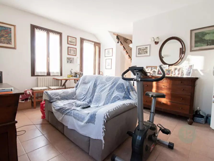 Immagine 5 di Casa bifamiliare in vendita  in Via Valle a Carpi