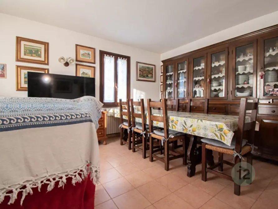 Immagine 6 di Casa bifamiliare in vendita  in Via Valle a Carpi