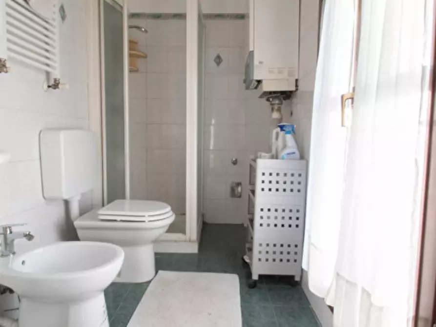 Immagine 8 di Casa bifamiliare in vendita  in Via Valle a Carpi