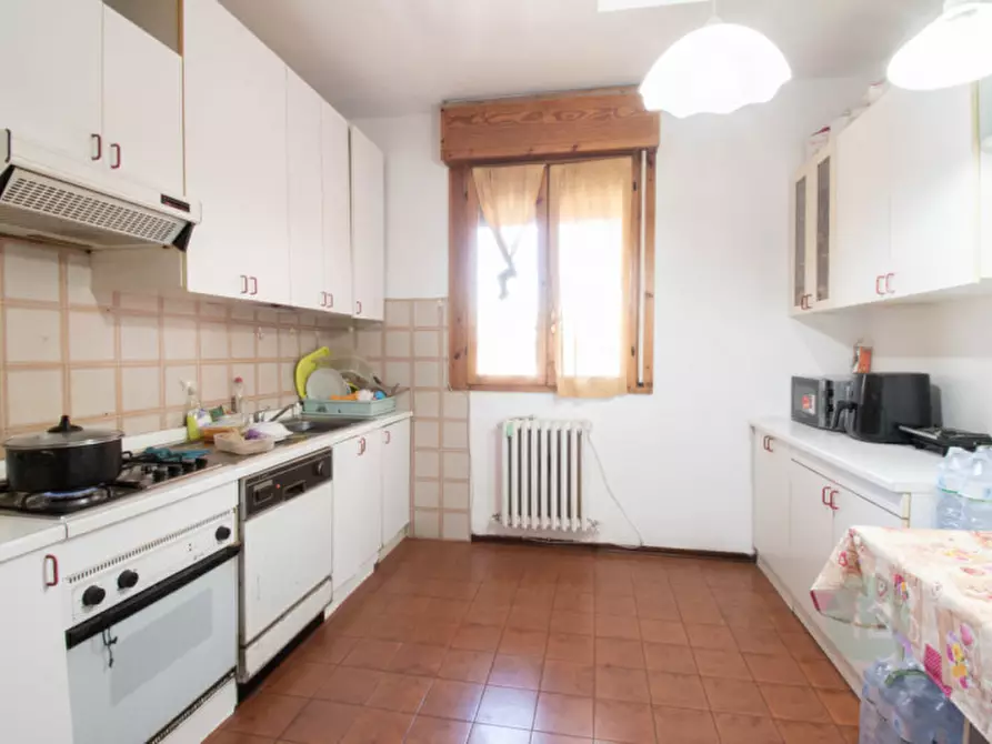 Immagine 3 di Appartamento in vendita  in Via Bezzecca a Carpi