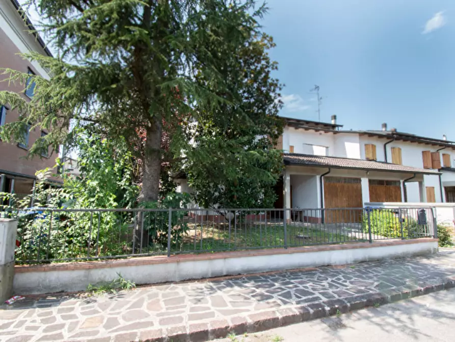 Immagine 2 di Villetta a schiera in vendita  in Via del Pesco 13 a Carpi