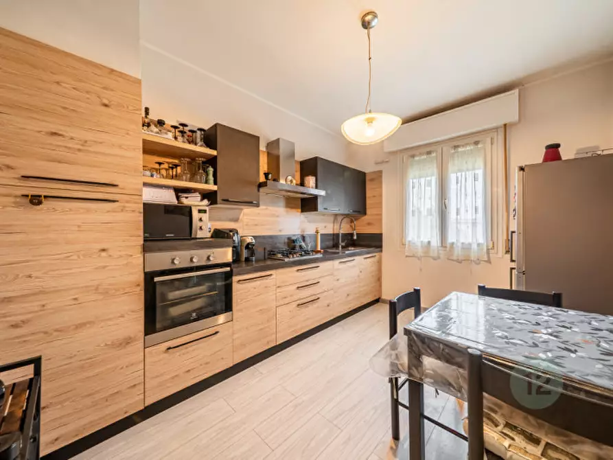 Immagine 4 di Appartamento in vendita  in Via Villa Glori a Carpi