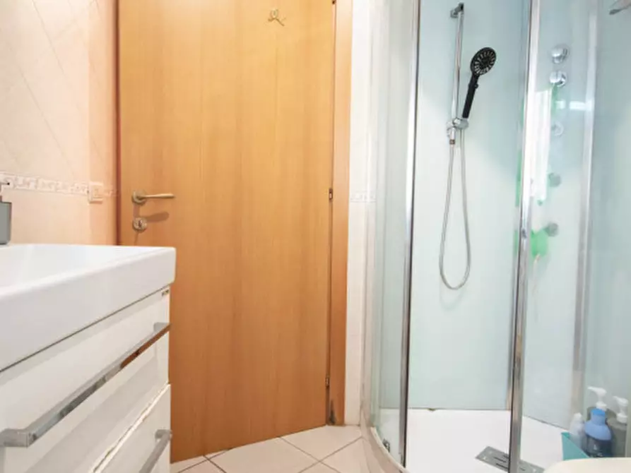 Immagine 10 di Appartamento in vendita  in Via Ivano Martinelli a Carpi