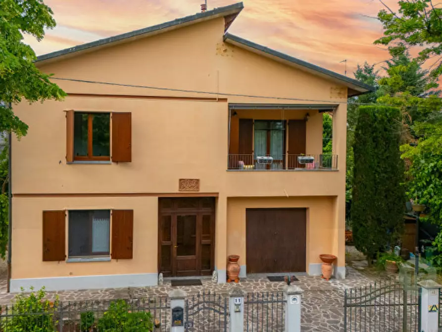 Immagine 1 di Casa indipendente in vendita  in Piazza Delia Gasparini 11 a Carpi