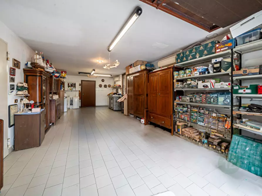 Immagine 15 di Casa indipendente in vendita  in Piazza Delia Gasparini 11 a Carpi