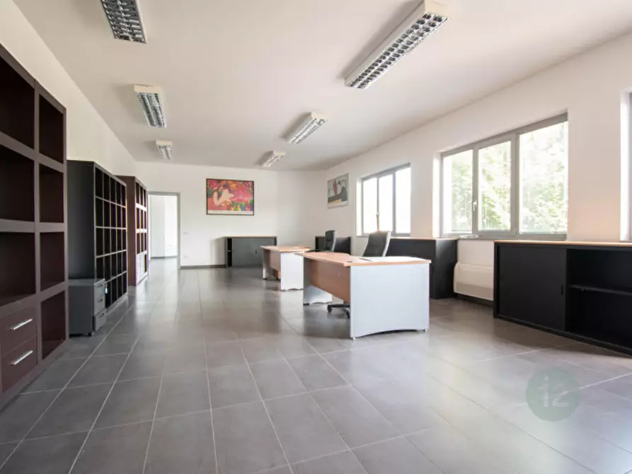 Immagine 2 di Negozio in affitto  in VIA DIVISIONE ACQUI 4 a Carpi