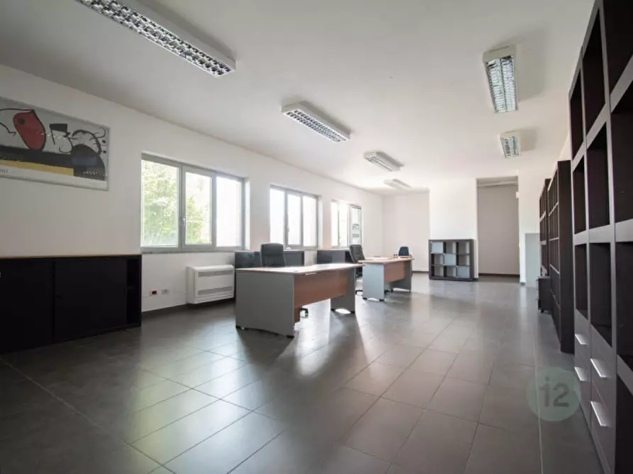 Immagine 3 di Negozio in affitto  in VIA DIVISIONE ACQUI 4 a Carpi