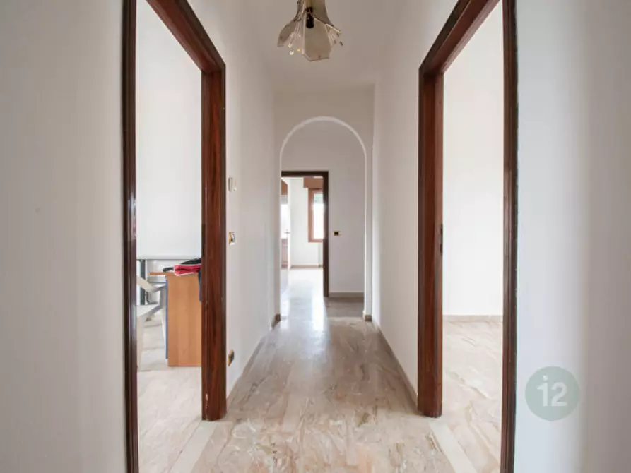 Immagine 3 di Appartamento in vendita  in ROOSEVELT 47 a Carpi