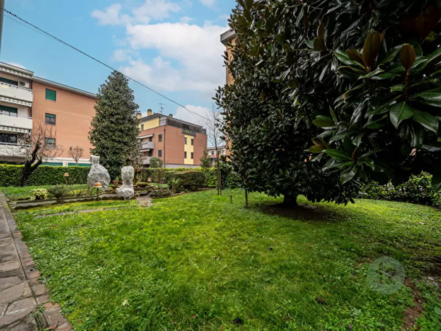 Immagine 12 di Laboratorio in vendita  in Via Renzo Guaitoli 40 a Carpi