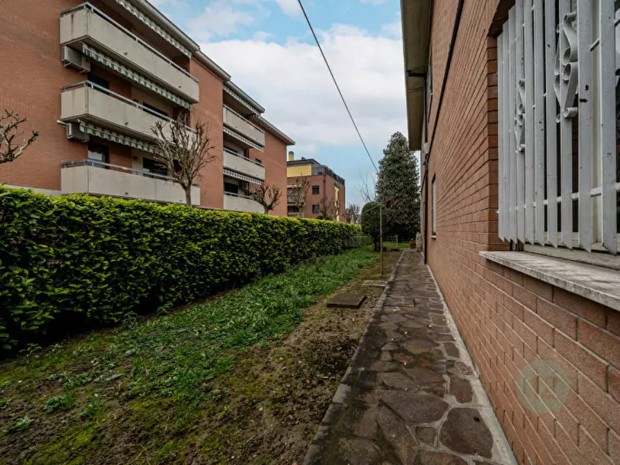 Immagine 13 di Laboratorio in vendita  in Via Renzo Guaitoli 40 a Carpi
