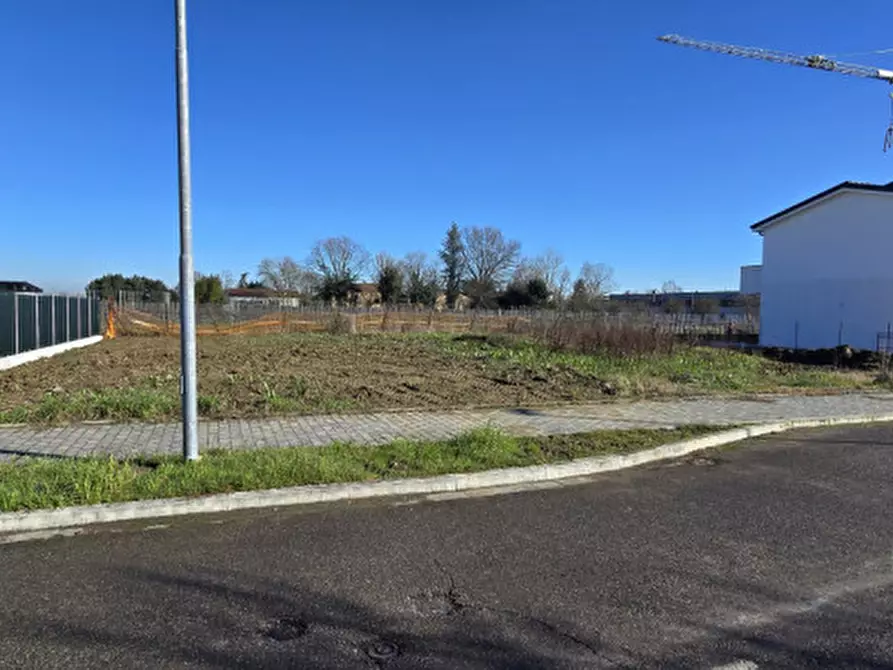Immagine 3 di Terreno in vendita  in Via Lago Calamone 23 a Carpi