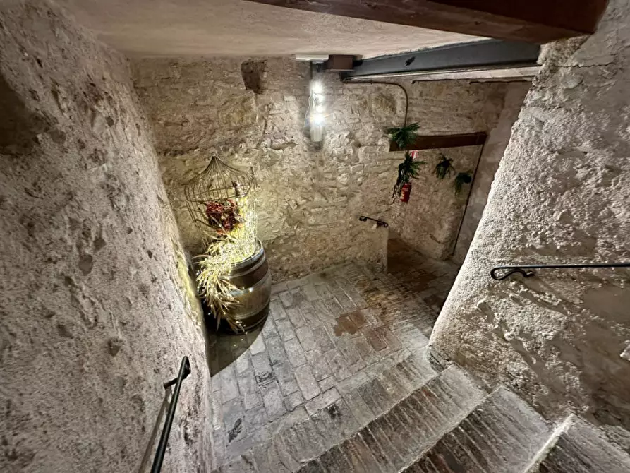 Immagine 6 di Negozio in vendita  in Corso Giuseppe Mazzini 7 a Ancona