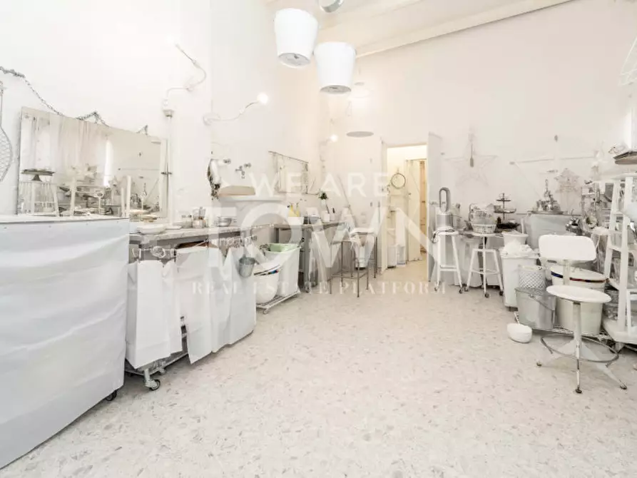 Immagine 25 di Negozio in vendita  in Corso 22 Marzo, 39 a Milano