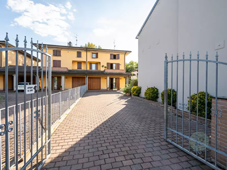Immagine 1 di Casa bifamiliare in vendita  in VIA CASTELLI 13 a Rio Saliceto