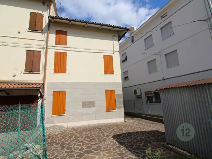 Immagine 1 di Villetta a schiera in vendita  a Rio Saliceto