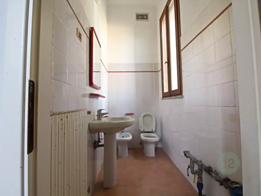 Immagine 9 di Villa in vendita  in Via Guastalla a Campagnola Emilia
