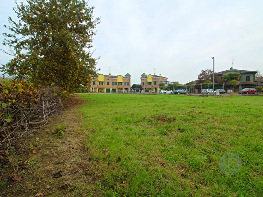 Immagine 7 di Terreno in vendita  in Via Giuseppe Di Vittorio 4 a Campagnola Emilia
